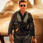 Tom Cruise como Maverick en Top Gun 3 en una escena de aviación